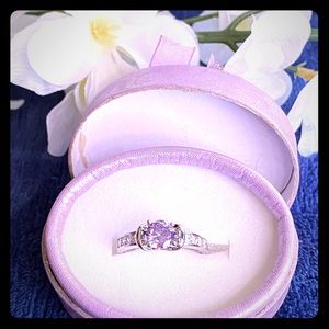 Gorgeous Silver & Amethyst Ring!!